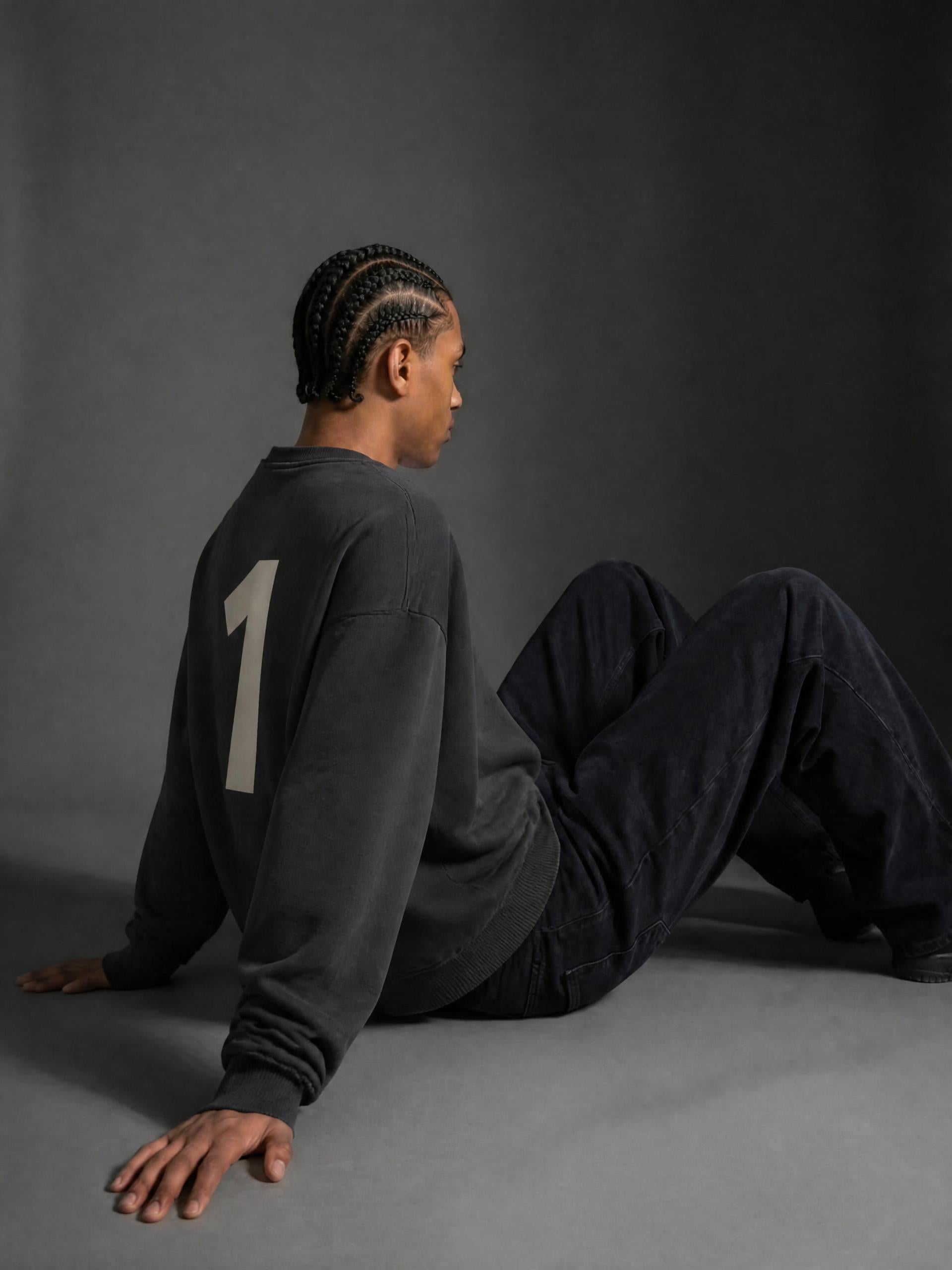 CLOTHING,SWEATSHIRTS