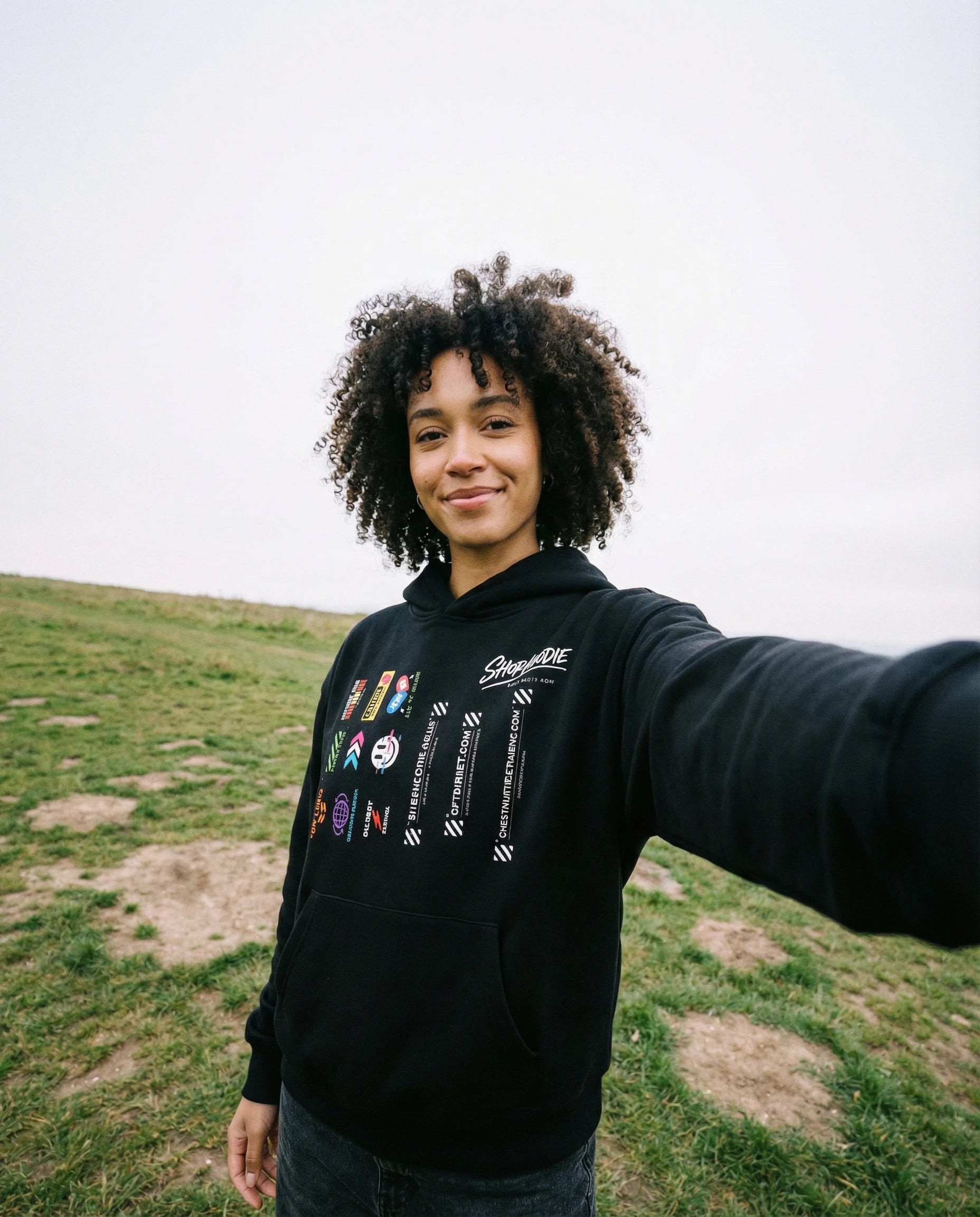 Essential Heavyweight CD Fleece Hoodie von Shop Hoodie